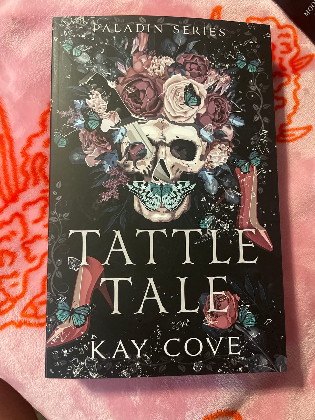 Customer photo review of Tattletale by Kay Cove - SE paperback