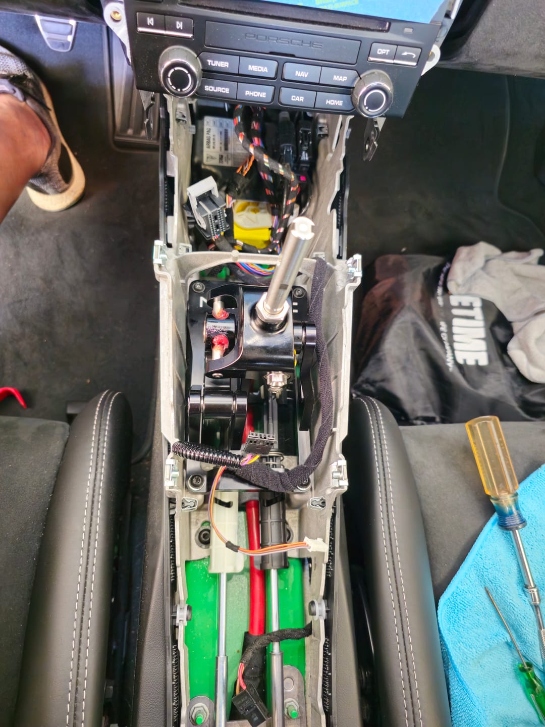 Customer photo review of Short Throw Shifter / Porsche 718, 981, 991, 992
