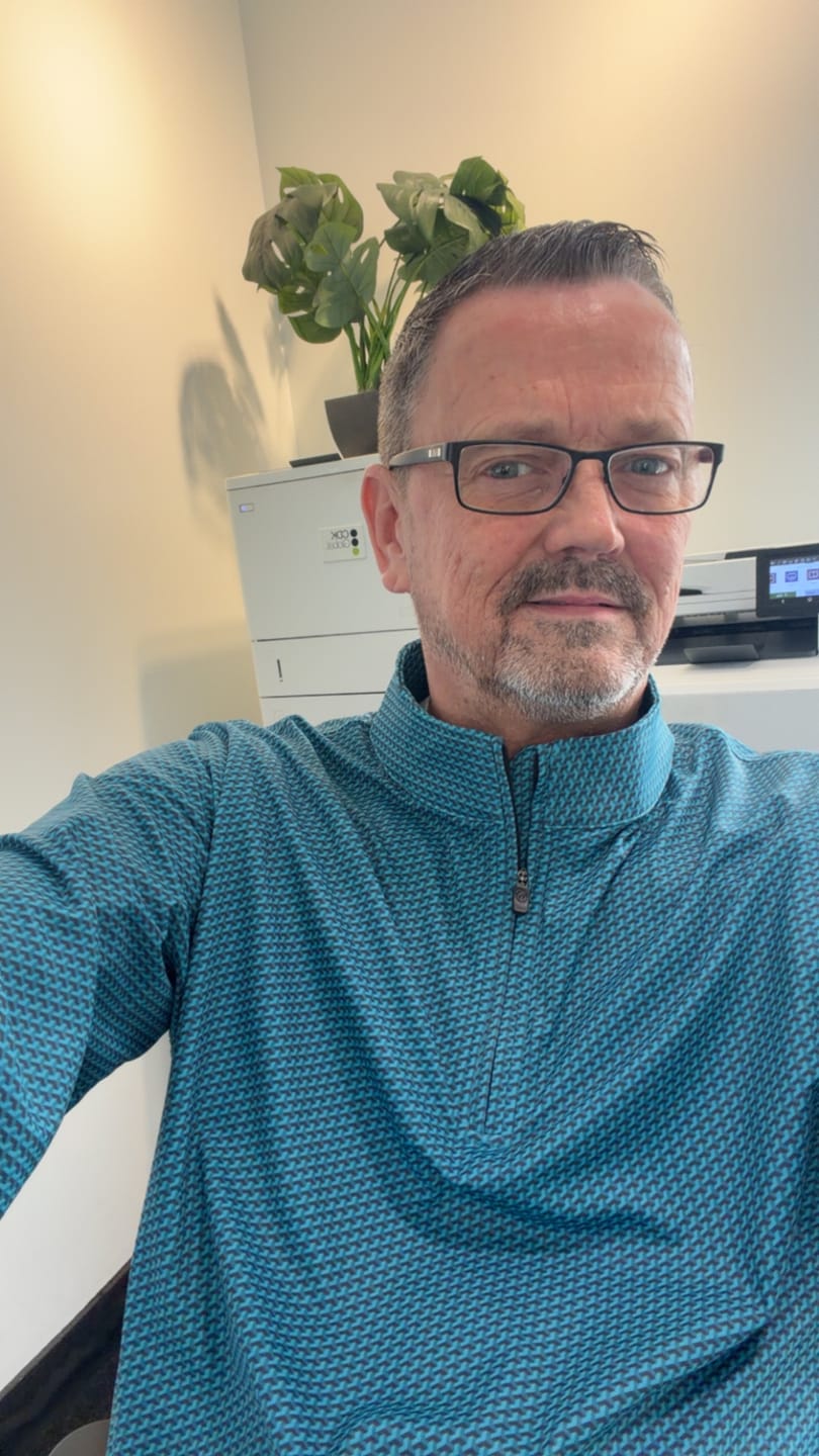 Customer photo review of Luxe 1/4 Zip