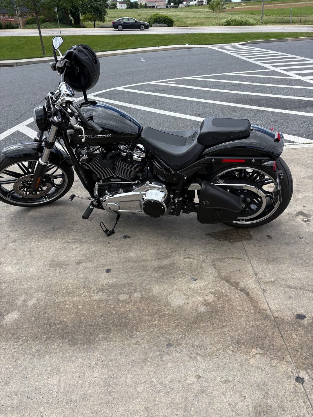 Customer photo review of 3L - Digilock Motorcycle Swingarm Bag for Harley Softail