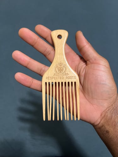 Customer photo review of Wooden Pick (or comb)