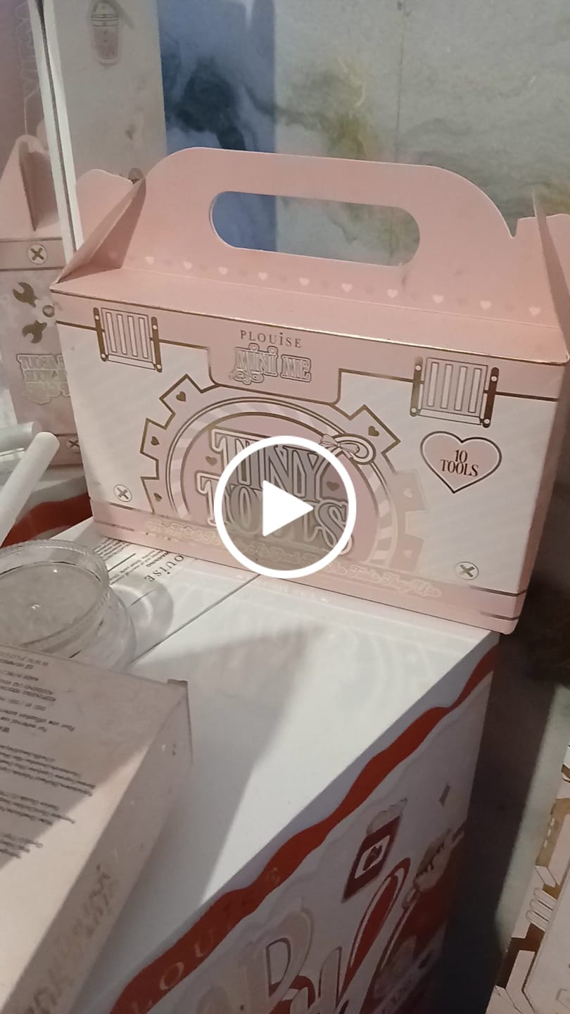 Customer video review of Tiny Tools Brush Set