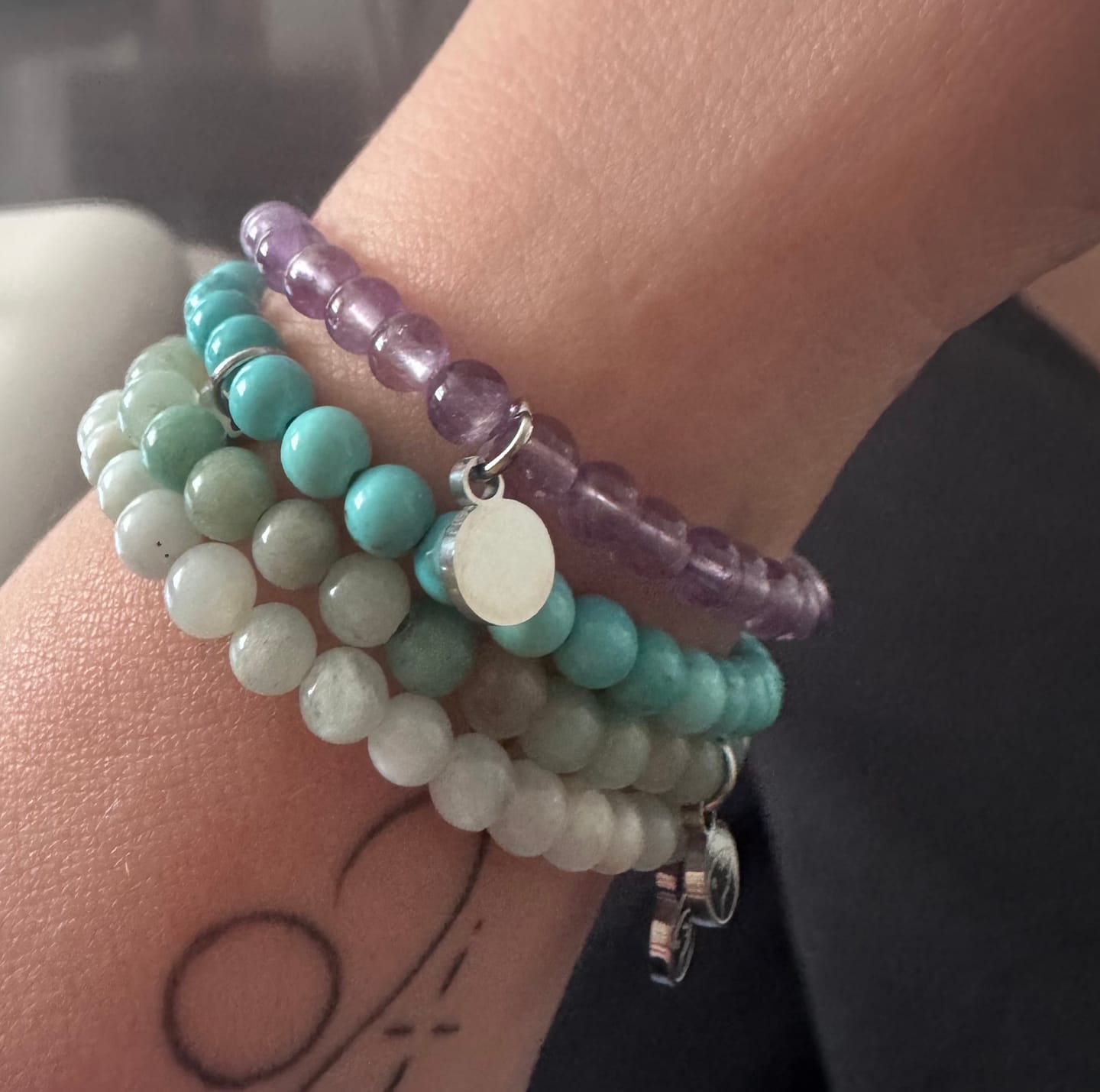 Customer photo review of Amethyst Bracelet Mini