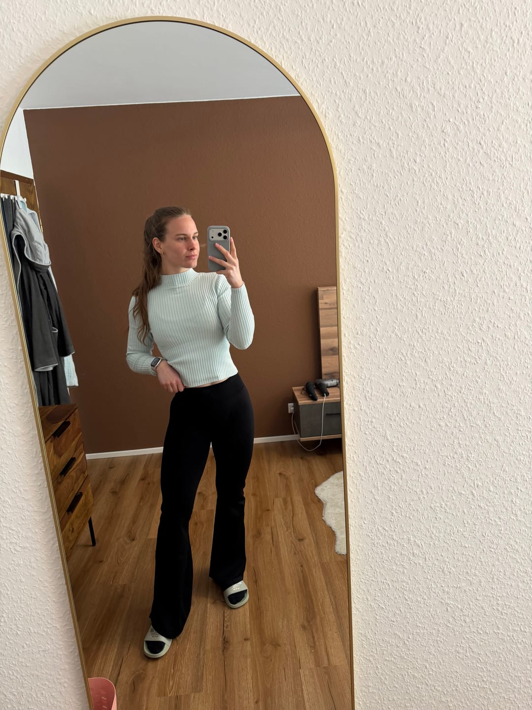 Customer photo review of W2276 - Curve Seamless Flare Leggings (Short)