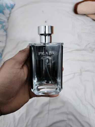Reseña con foto de un cliente sobre Perfume Prada L'Homme 100ml EDT