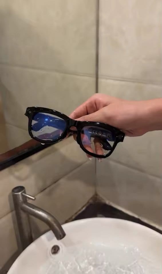Customer photo review of AI Smart Glasses - Camera 8 MP, Real-Time Translation, Navigation
