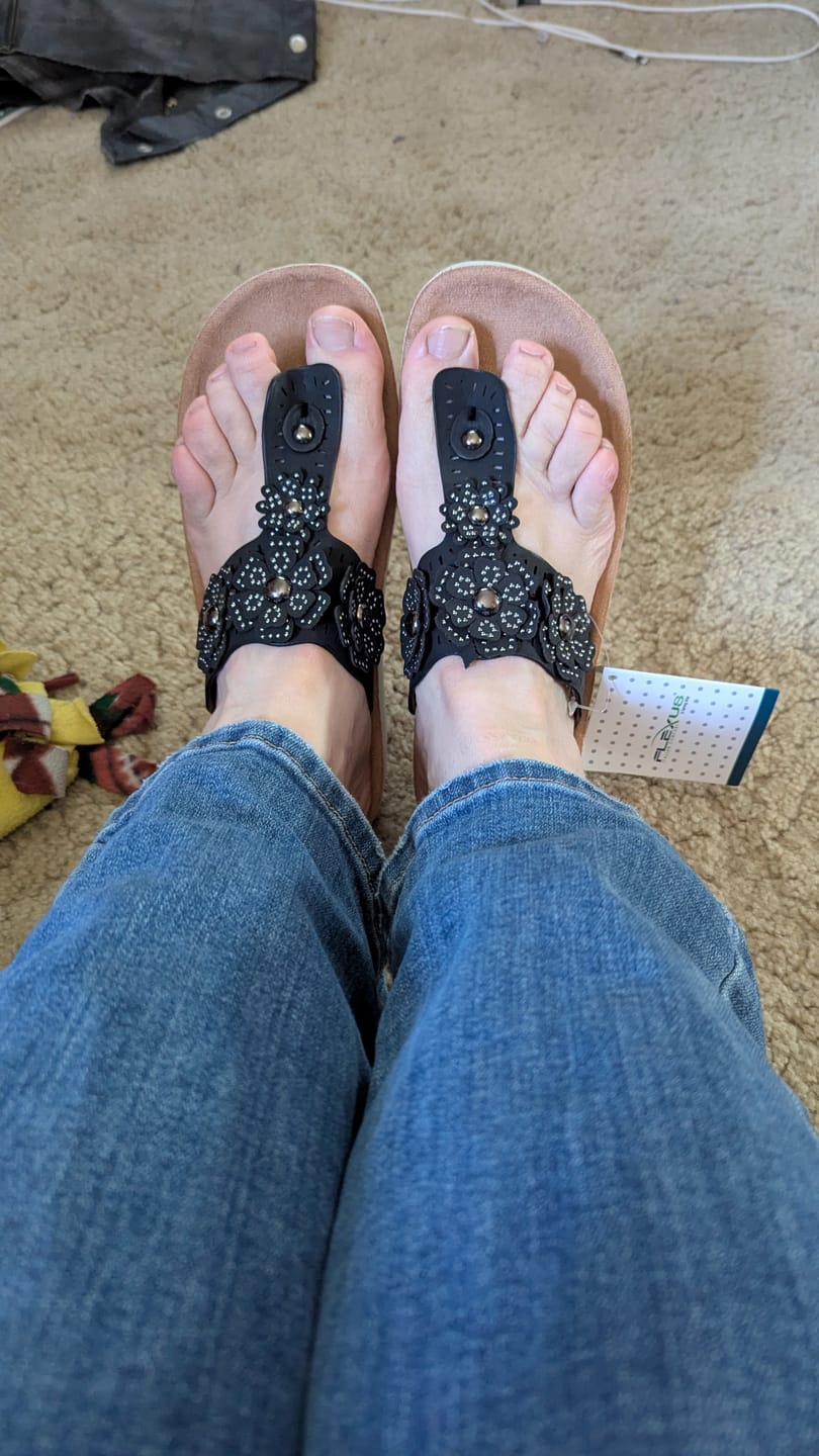 Customer photo review of Spring Step Bayview Sneaker Sandal - Black