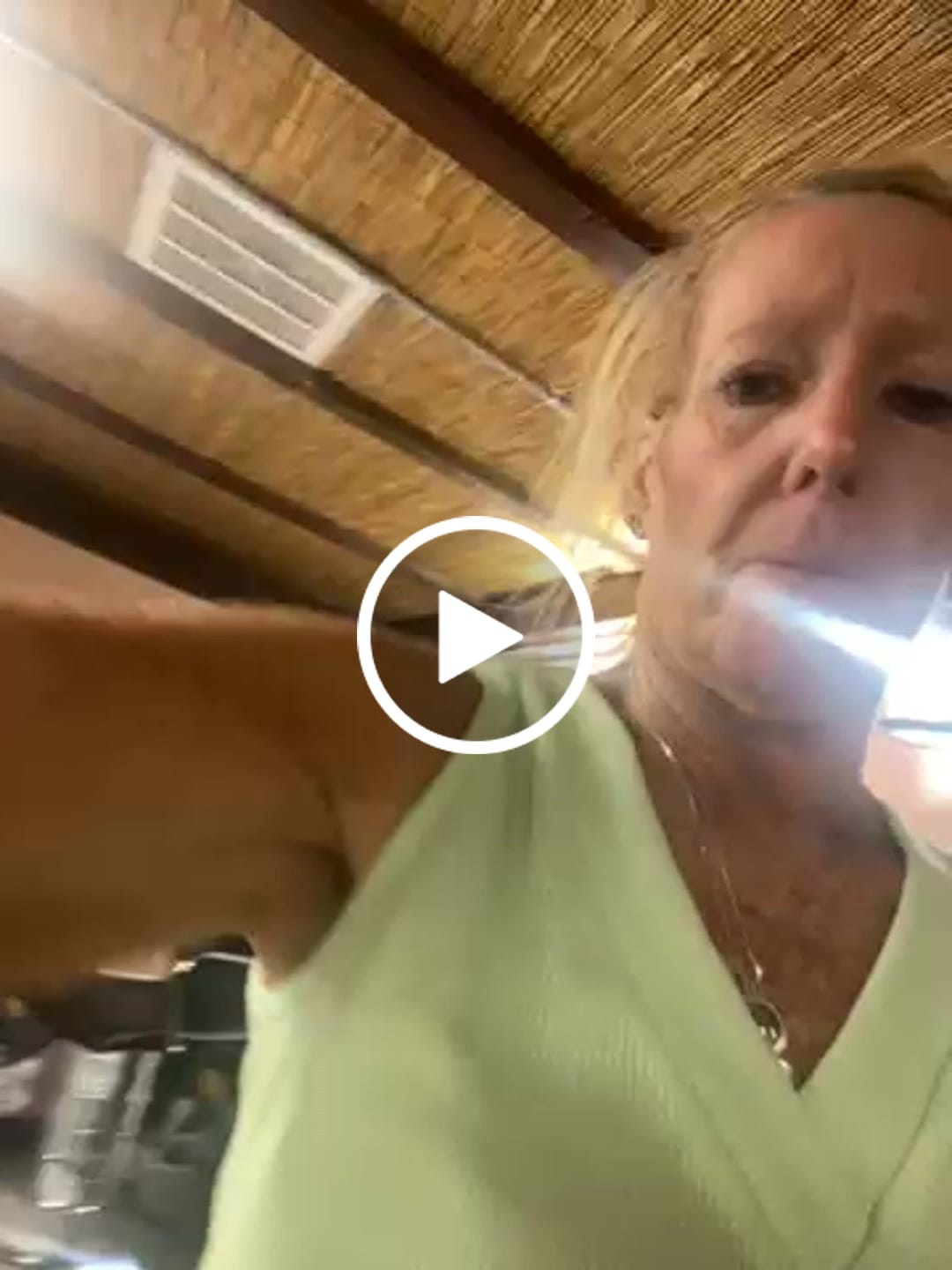 Customer video review of Besque® Magic Body Oil XL - Unscented