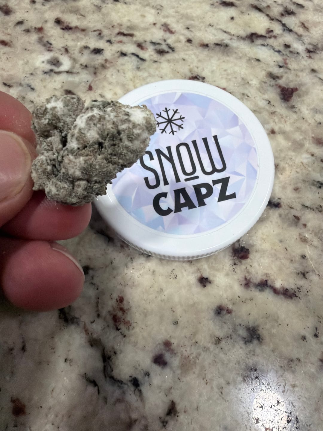 Customer photo review of Snow Capz 28 Grams