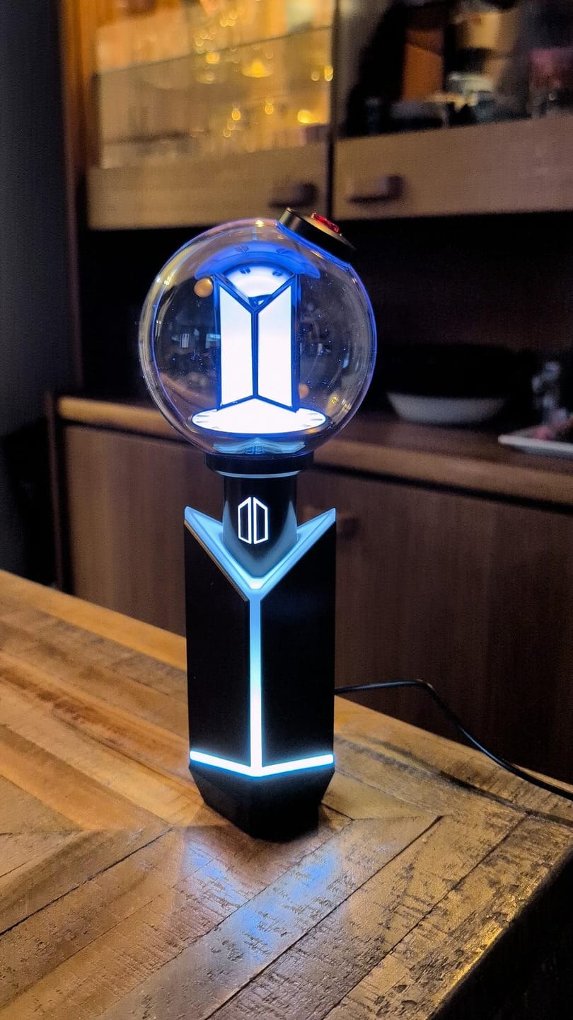Customer photo review of BTS - OFFICIAL LIGHT STICK VER.4