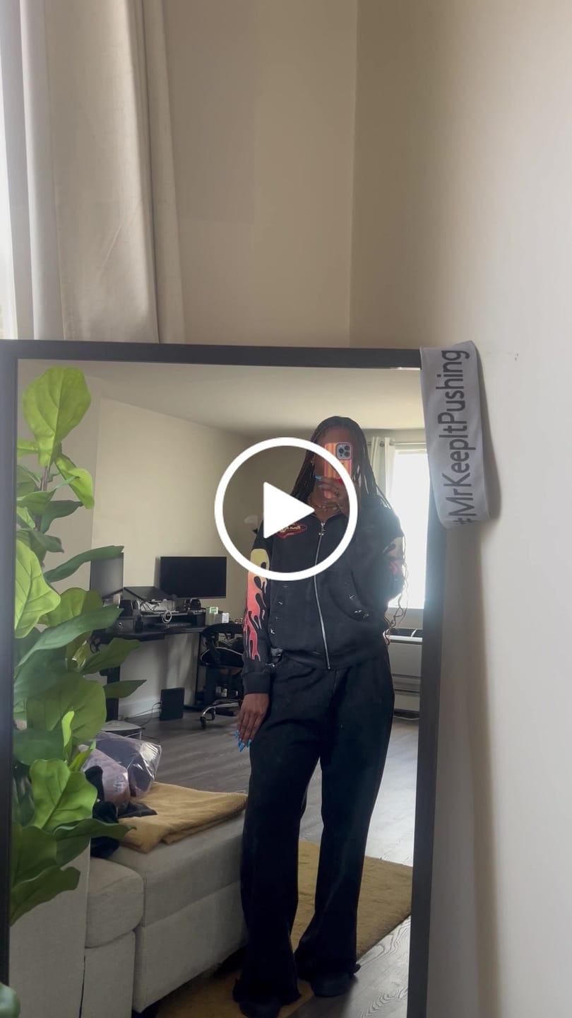 Customer video review of BEWARE OF DOG FULL ZIP