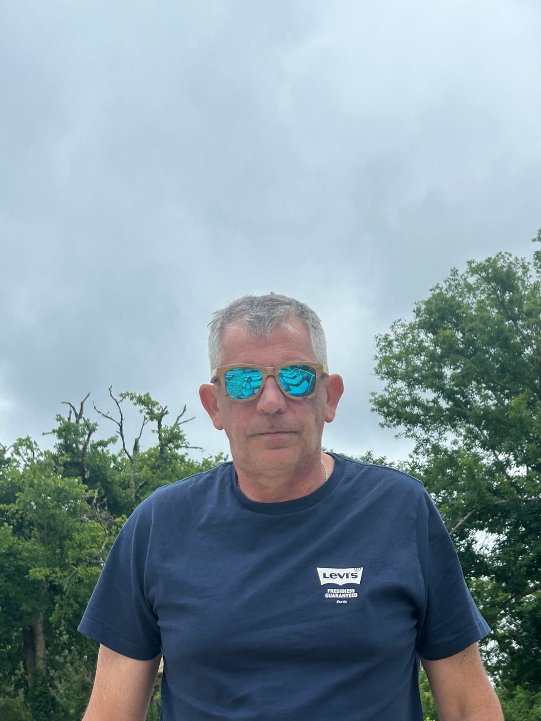 Customer photo review of Lunettes en bois - Olivier Bleu