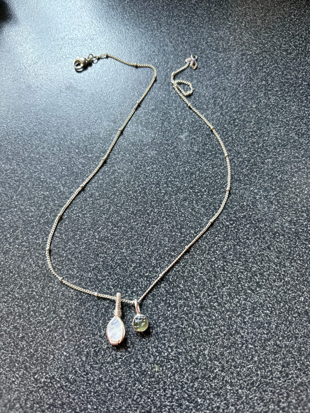 Customer photo review of Moldavite - Mini necklace pendant