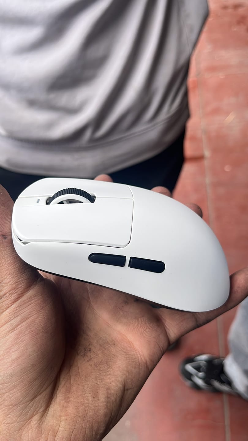 Customer photo review of VXE Dragonfly R1 Wireless Mouse