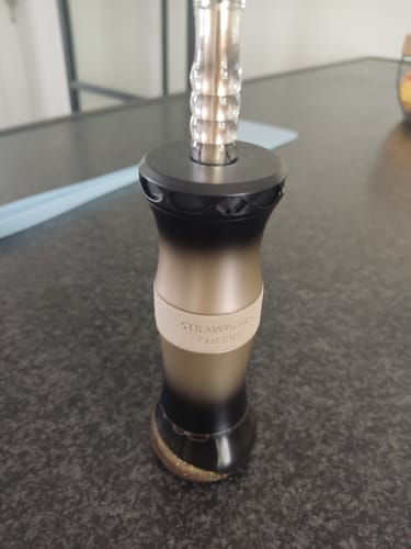 Customer photo review of Al Fakher Crown Bar -  E-Hose X 60K - 0.6% de nicotine - Puff Jetable / Vape Disposable / Hookah