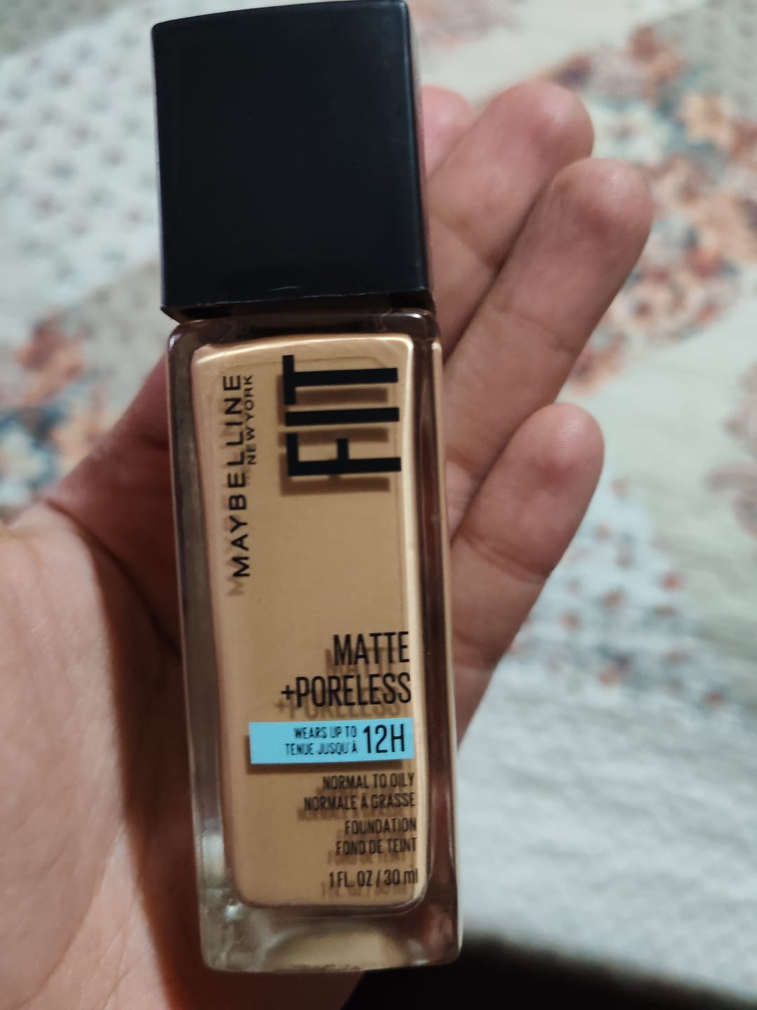 Customer photo review of Fit Me Matte + Poreless Liquid Foundation