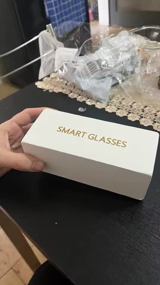 Customer photo review of AI Smart Glasses - Camera 8 MP, Real-Time Translation, Navigation