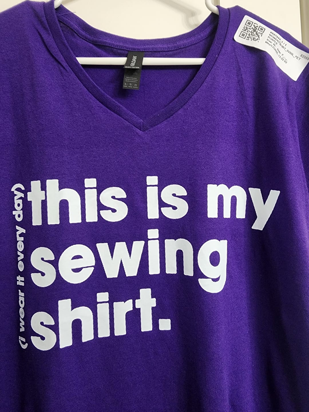 Customer photo review of Everyday Sewing Lady V-neck