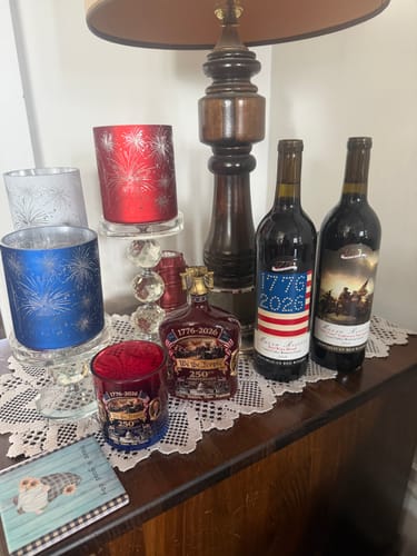 Customer photo review of 'Stars and Stripes' - Red Wine Blend