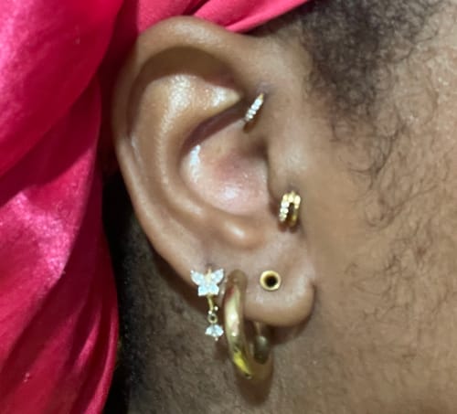 Customer photo review of Chunky Endless Hoops