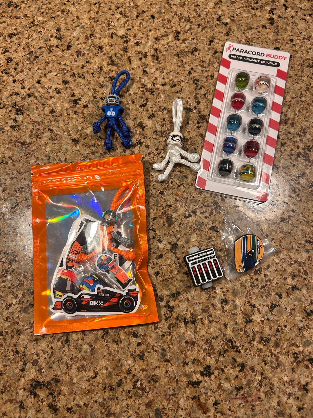 Customer photo review of CS WIL 2025 Racing Paracord Buddy Keychain