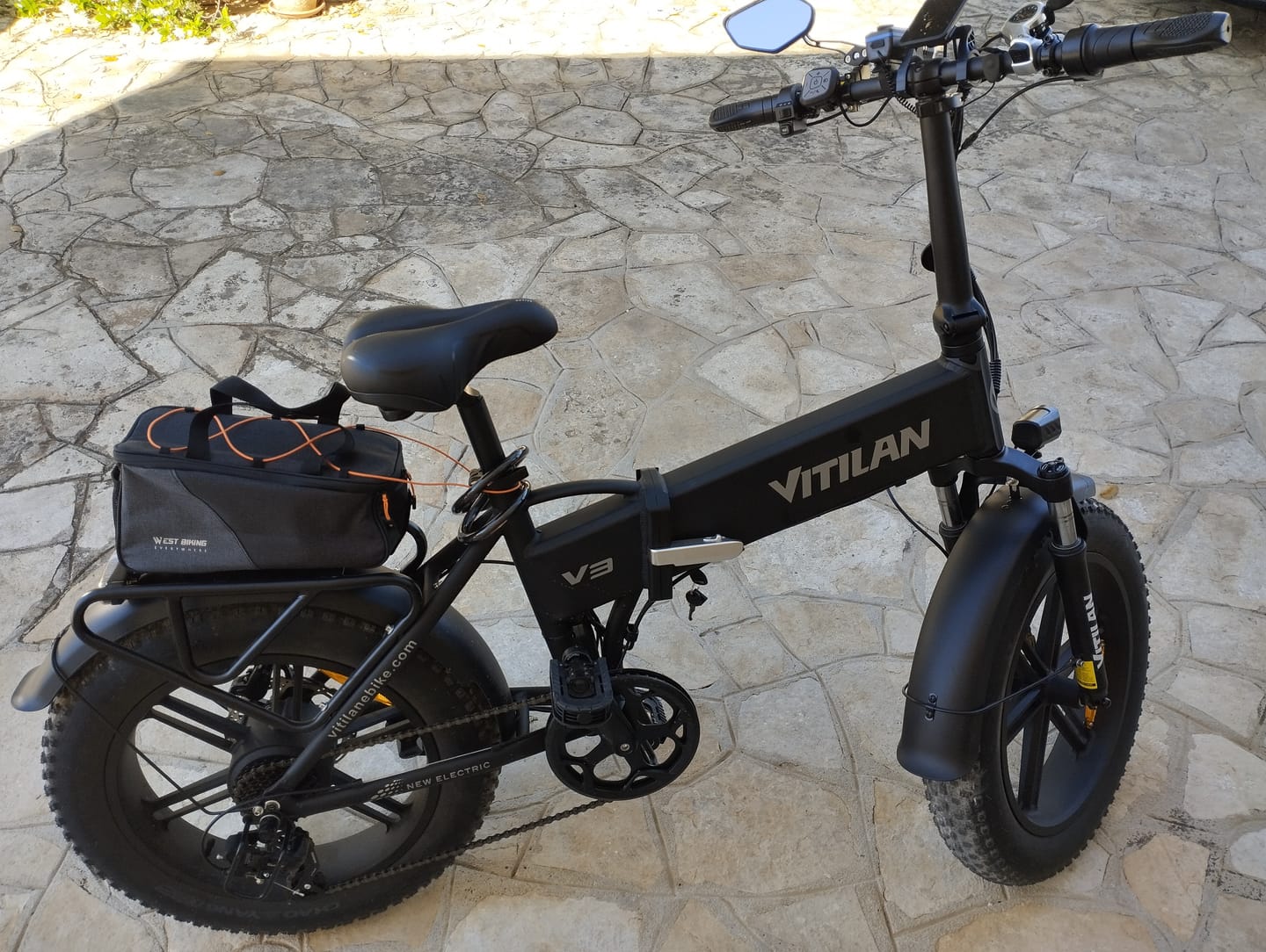 Customer photo review of V3 2.0 Folding Fat Tires Adult All Terrain Electric Bike