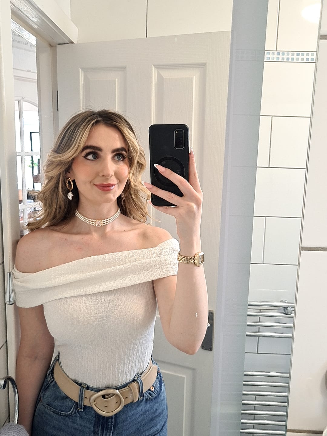 Customer photo review of Vivi - Emerald Cut Pearl Choker