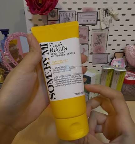Customer photo review of Some By Mi Face Wash 100ml Yuja Niacin Brightening