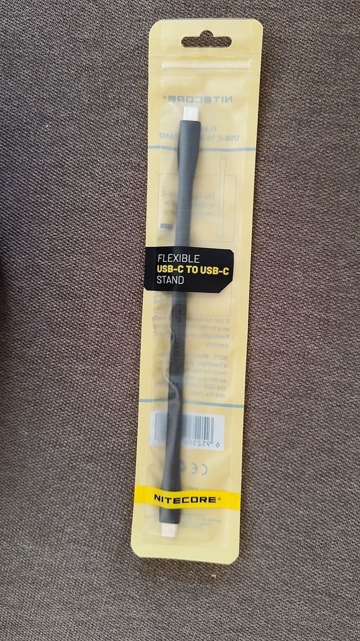 Customer photo review of Charging Cable Stand (USB-C)