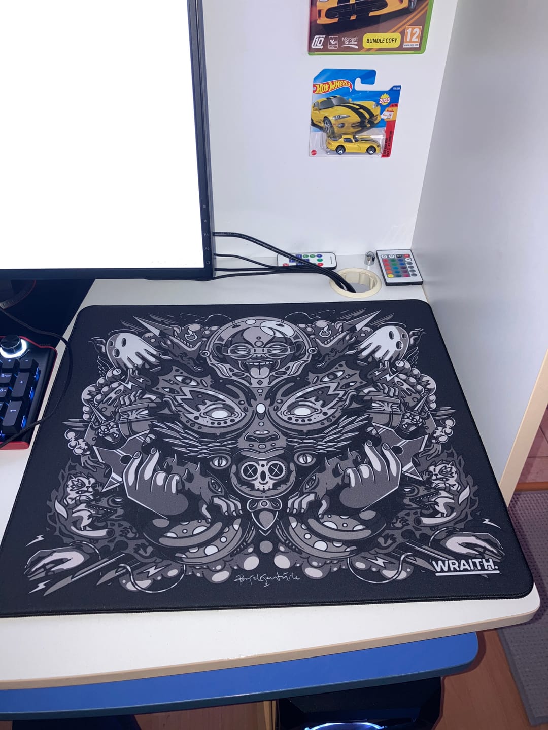 Customer photo review of Wraith Spirit of Aim Mousepad