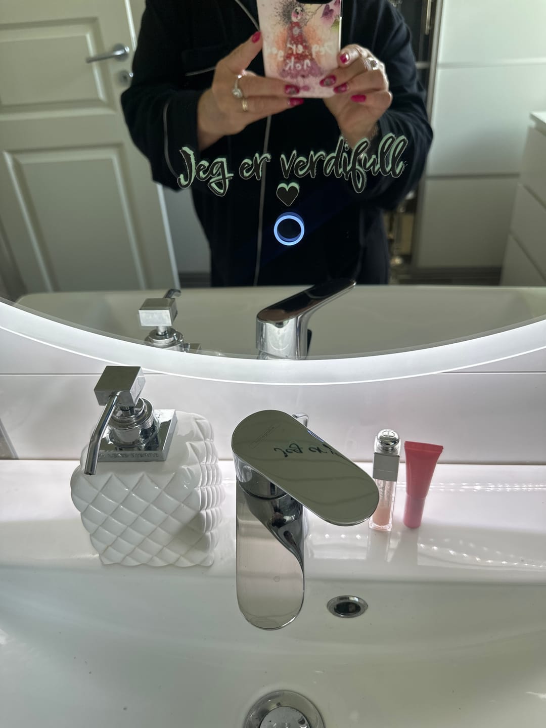 Customer photo review of Jeg er verdifull