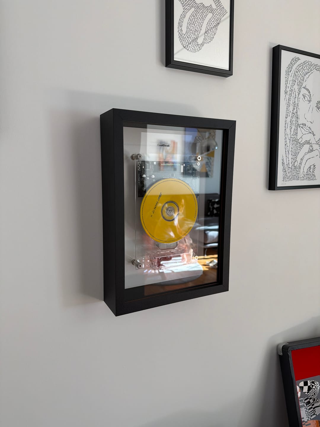 Customer photo review of M1 Music Frame CD Player