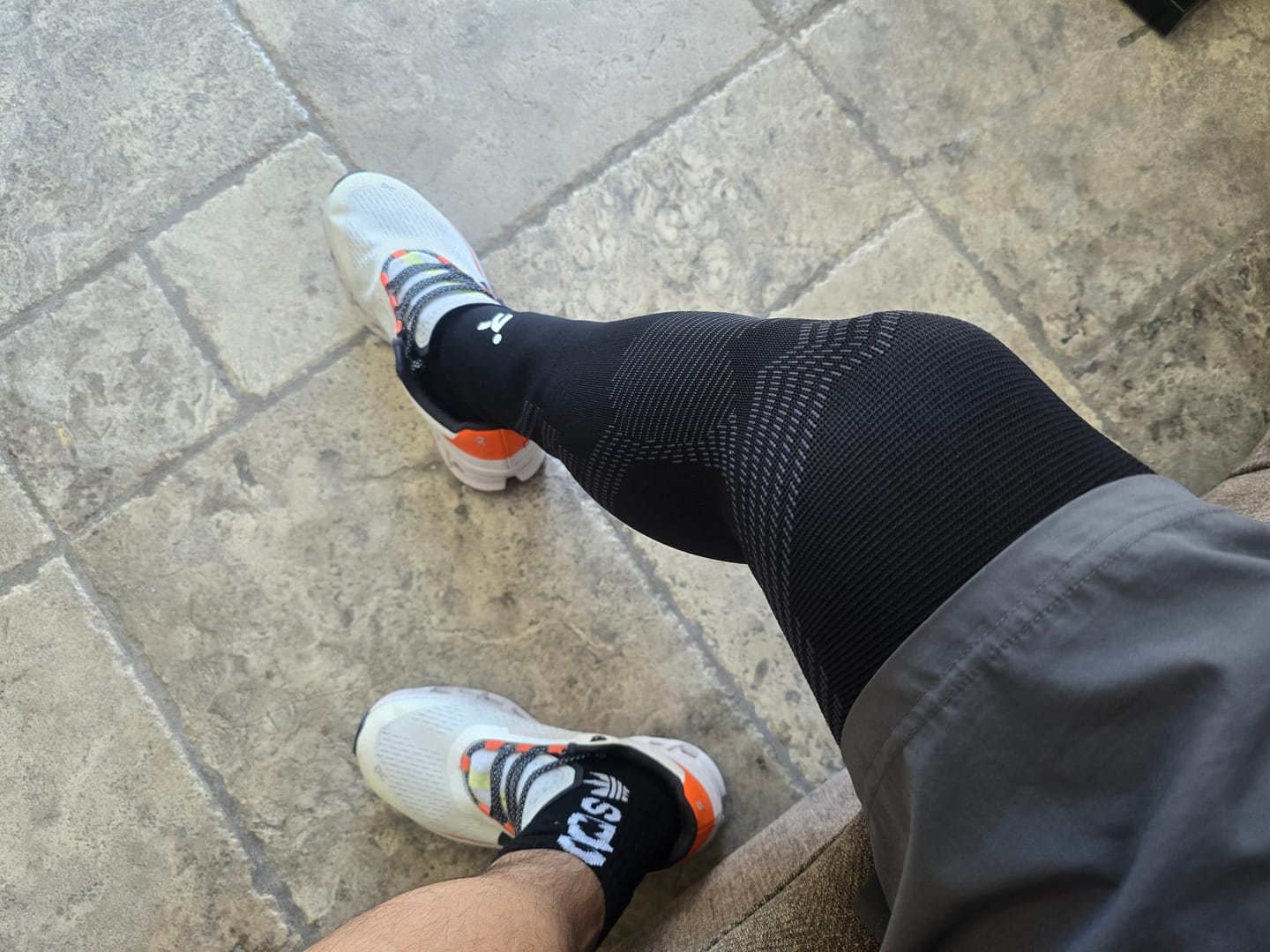 Customer photo review of KniTec V2 - Compression Sleeves For Knees & Legs