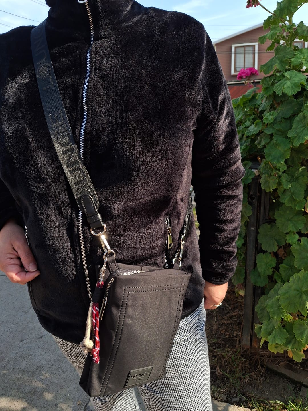 Customer photo review of Sujetador De Celular Llavero Street