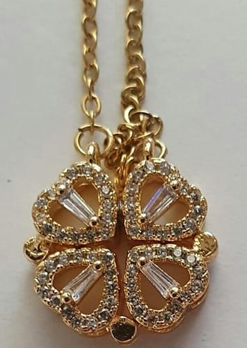 Customer photo review of Náhrdelník srdce pro štěstí