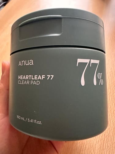 مراجعة بالصور من عميل لمنتج Anua Heartleaf 77% Soothing Toner Pads – Exfoliating & Calming Face Pads - 70 Pieces