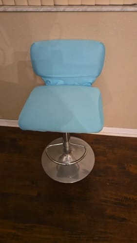 Customer photo review of Housse de chaise de bar imperméable - Léa