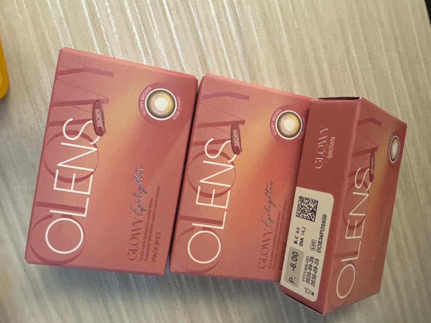 Customer photo review of Olens Glowy Brown（月拋/2片）