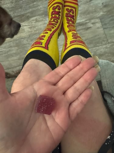 Customer photo review of 7500mg AVENTUS8 GUMMIES GRAPE DELTA 9 + THC-A + NANO THC-P LIVE RESIN EXOTIC BLEND