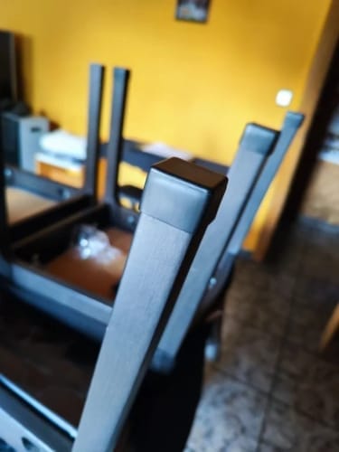Customer photo review of Protège-pieds de chaise en silicone - Par 4 ou 8 ou 16