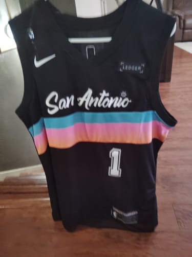 Customer photo review of Men's San Antonio Spurs Victor Wembanyama #1 Black 2025/26 Swingman Jersey - City Edition