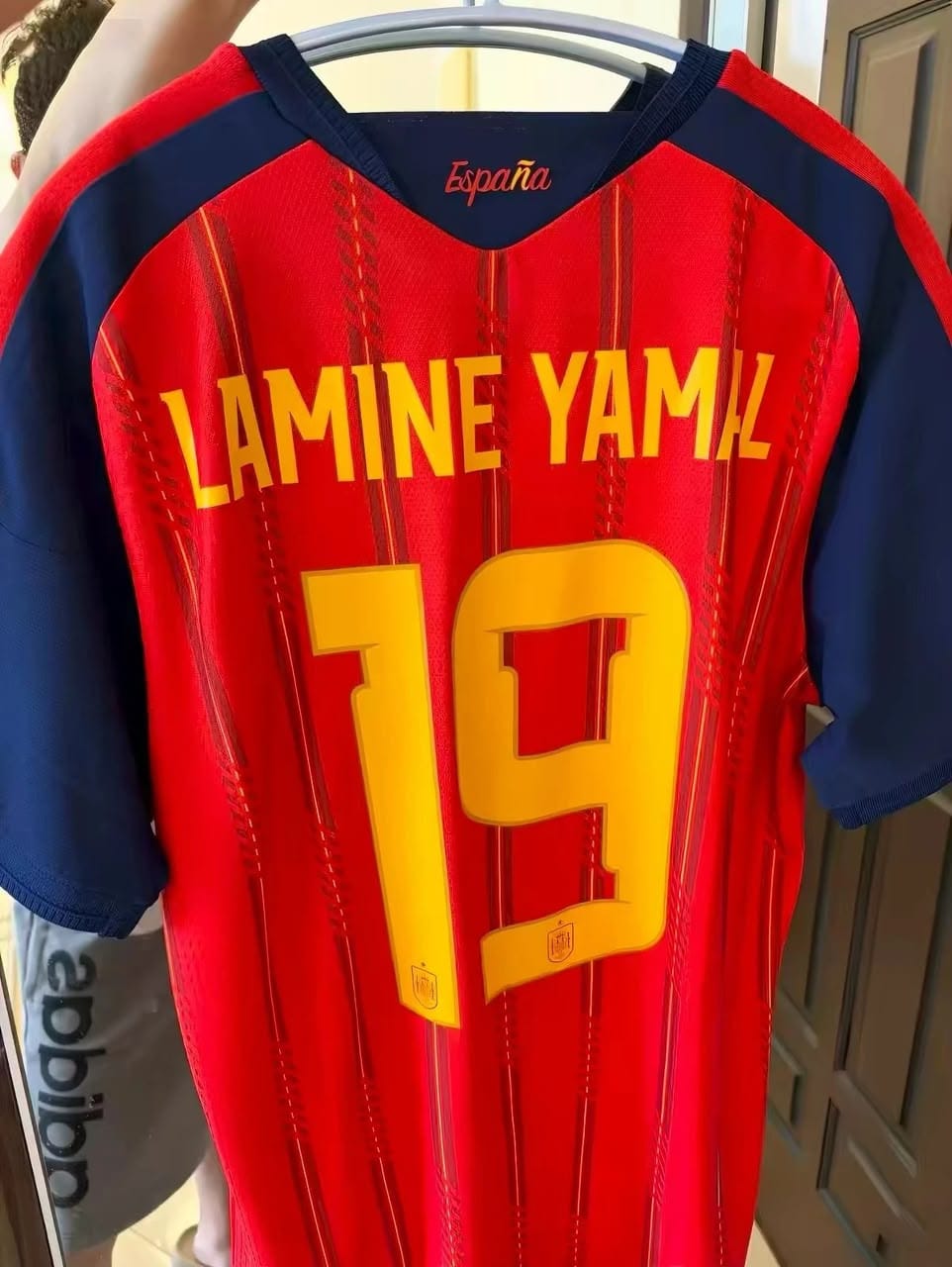 Customer photo review of MAGLIA SPAGNA HOME 2026/27 PERSONALIZZAZIONE LAMINE YAMAL