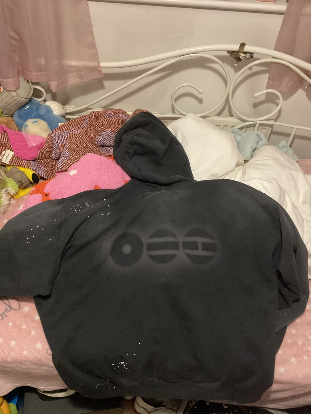 Customer photo review of [4TH PRE-ORDER] BTS - ARIRANG OFFICIAL MD HOODIE BLACK