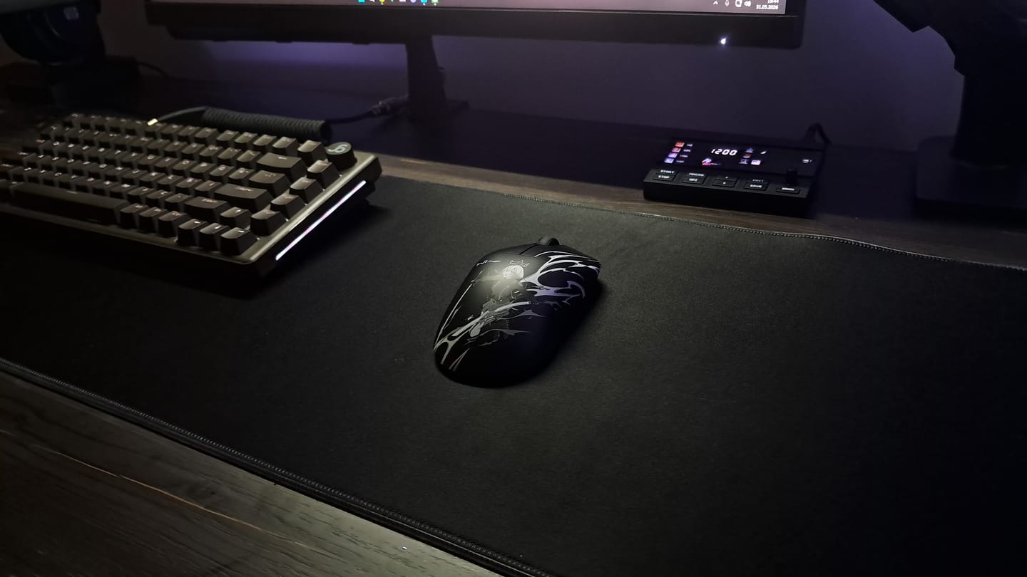 Customer photo review of Wraith W1 Wireless Mouse