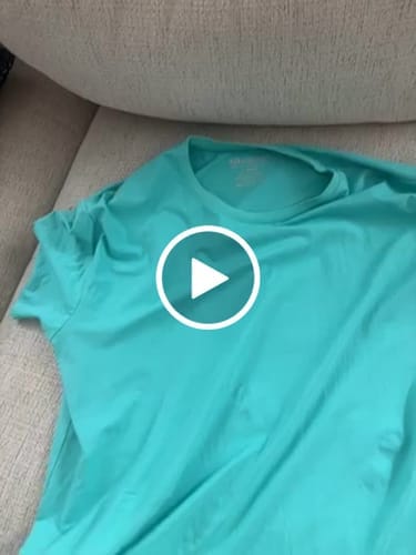 Customer photo review of 021 ESSENTIAL DROP-CUT T-SHIRT - Demo Test