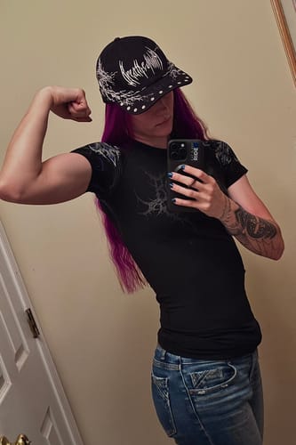 Customer photo review of Tarnished Metallic Logo Cap [VOID BLACK]