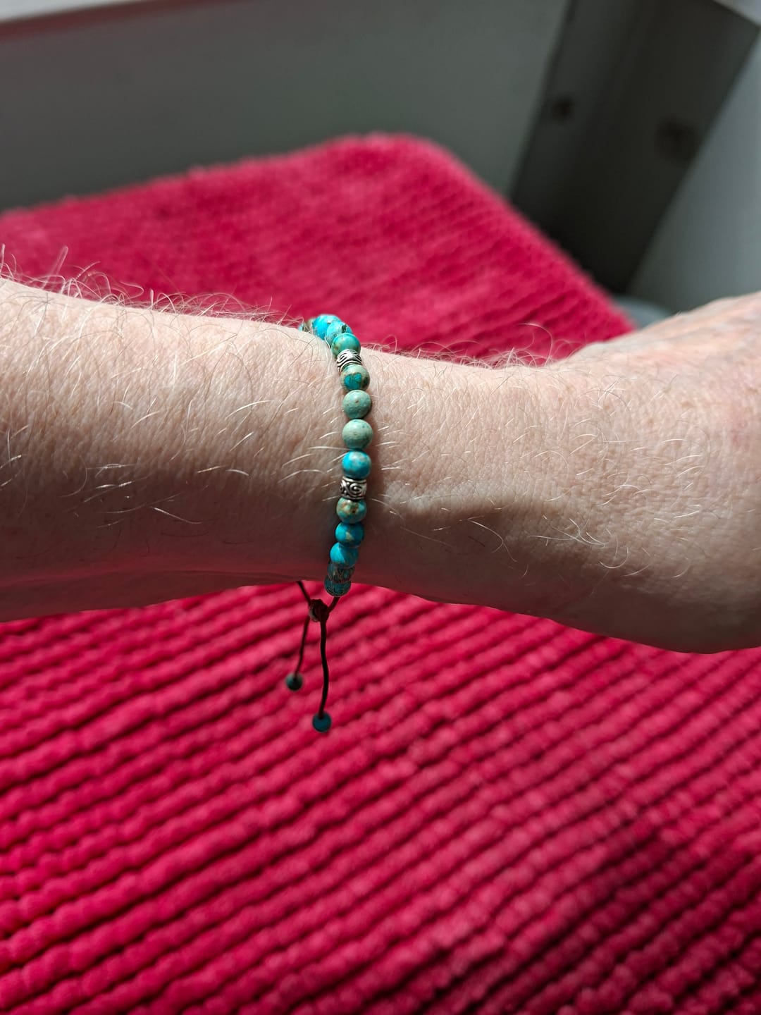 Customer photo review of Tibetisches Energie Armband - Blauer Jaspis