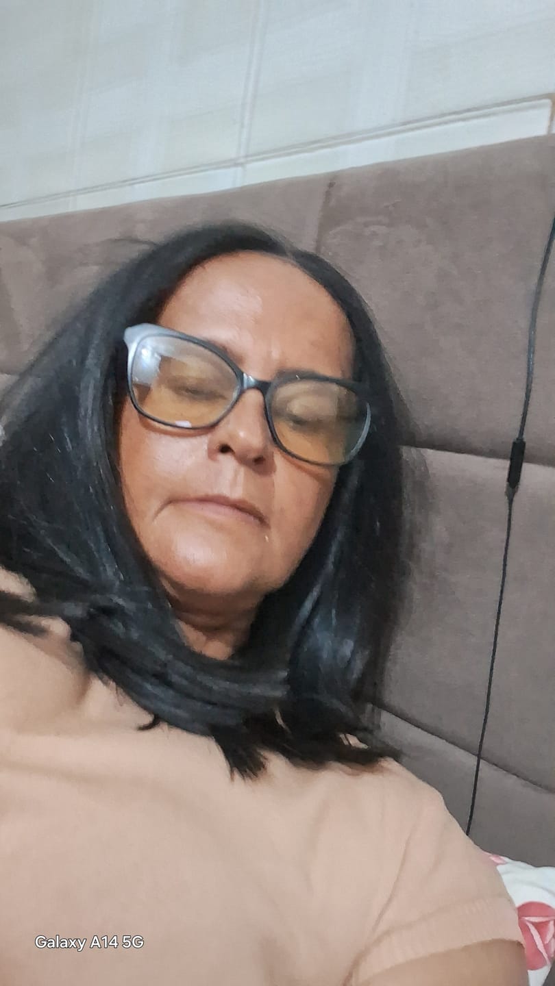Customer photo review of Lace Front Tela HD Lovenna Preta - Repartição Livre 13x4