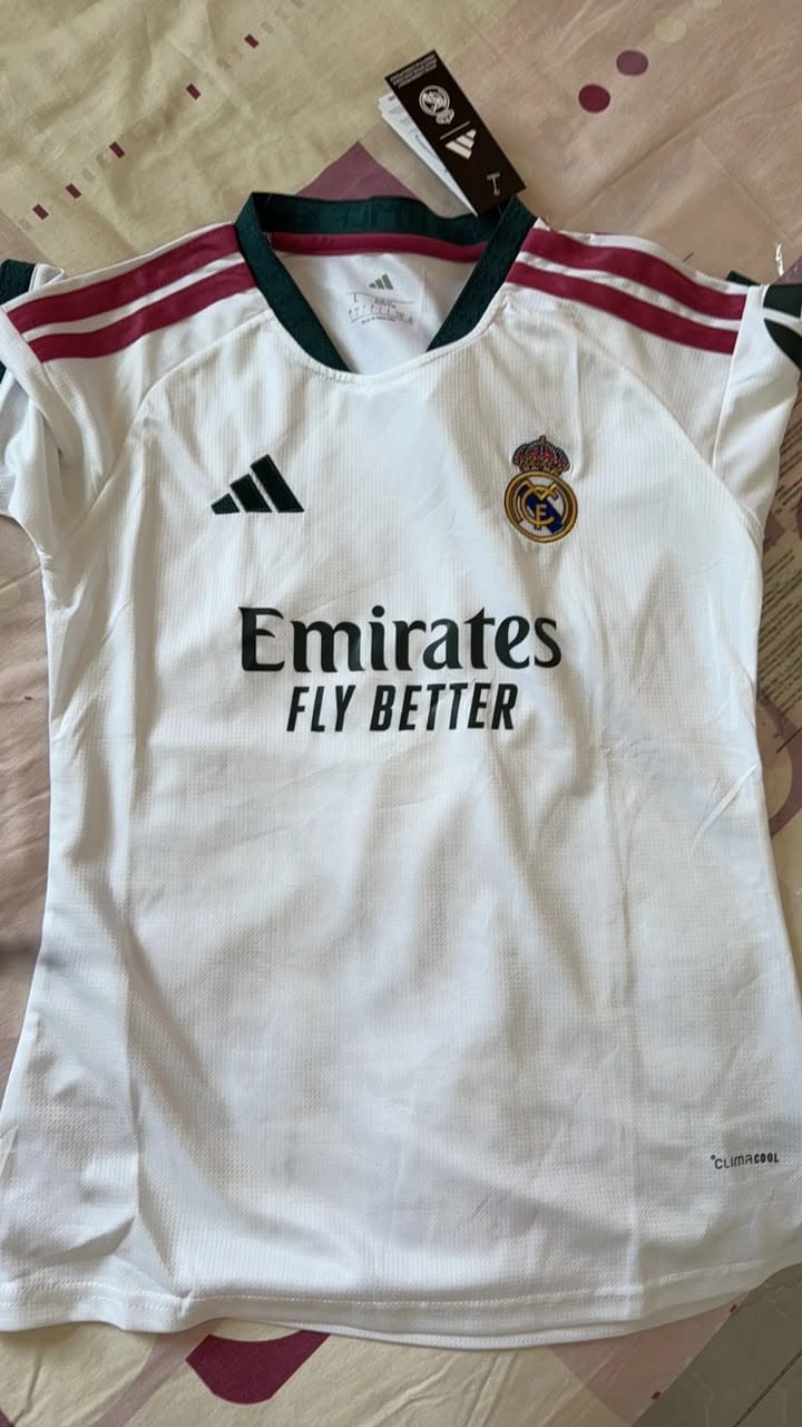Customer photo review of MAGLIA HOME REAL MADRID 2026/27