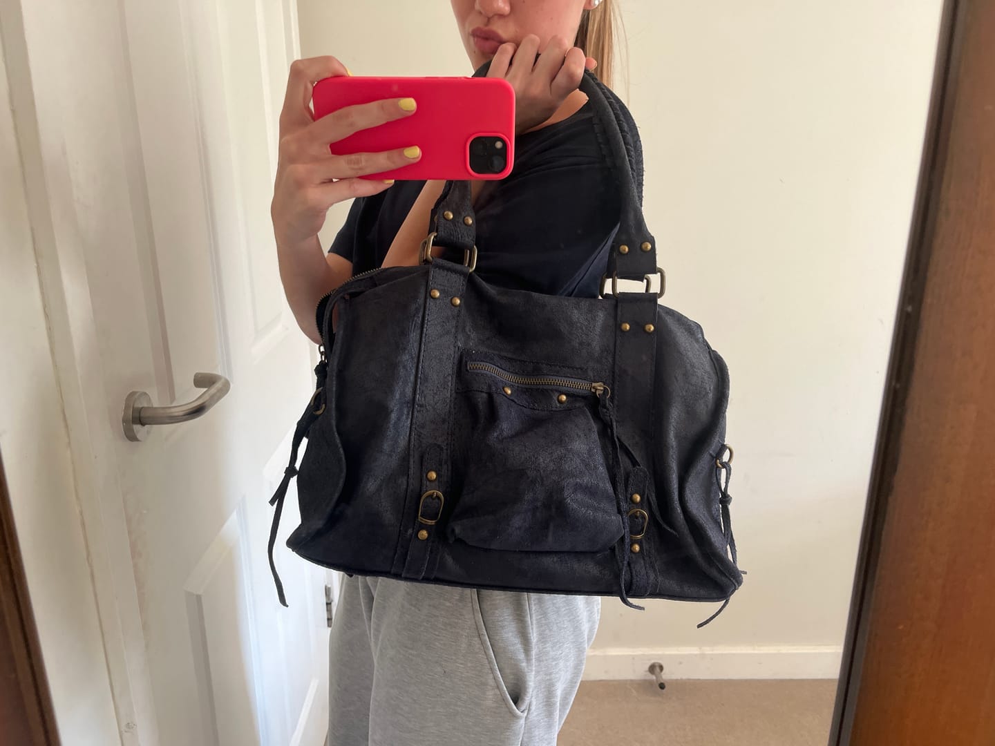 Customer photo review of It girl bag navy